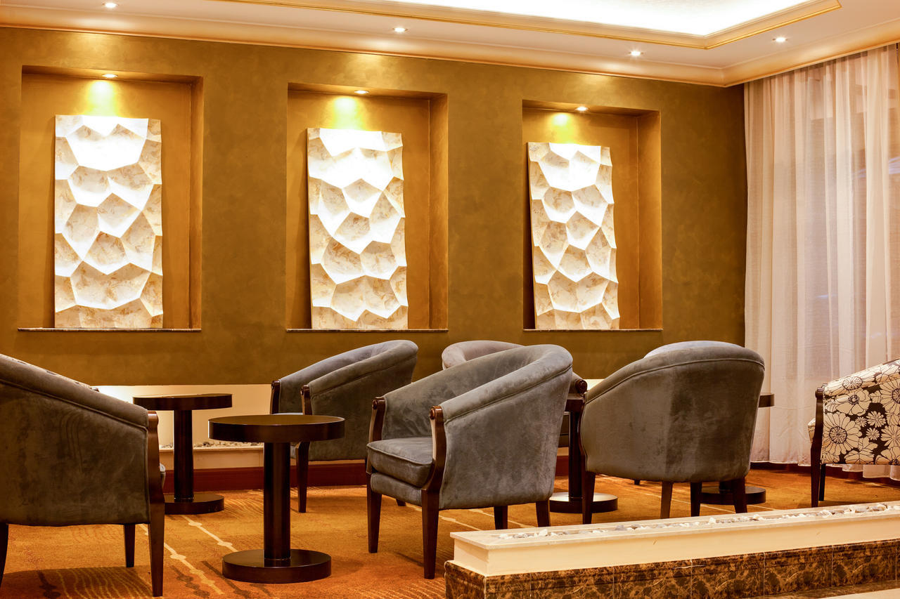 Alba Hotel Meru Exterior photo